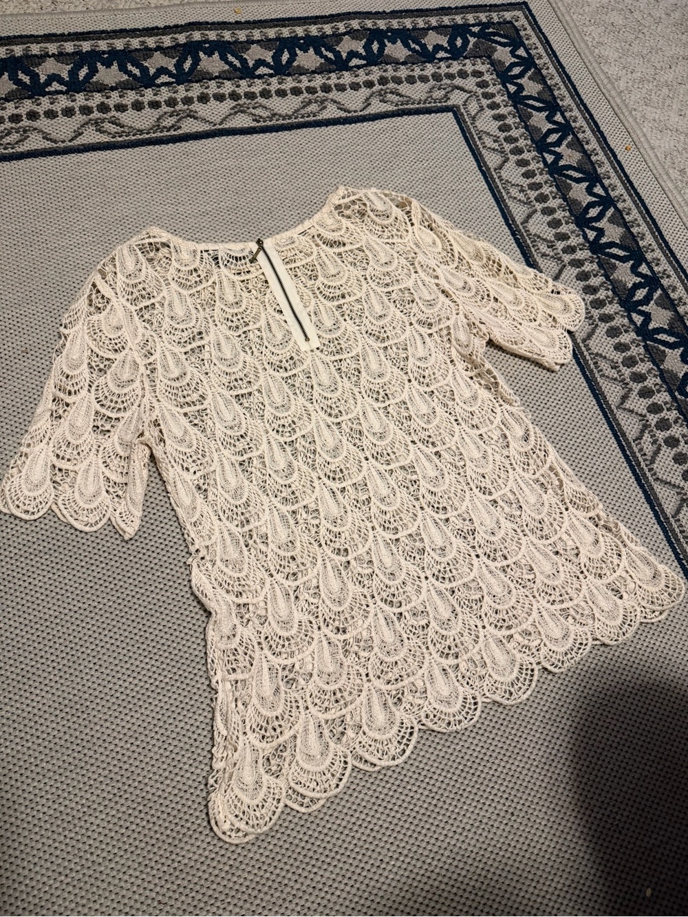 Roz & Ali crochet lace tunic top